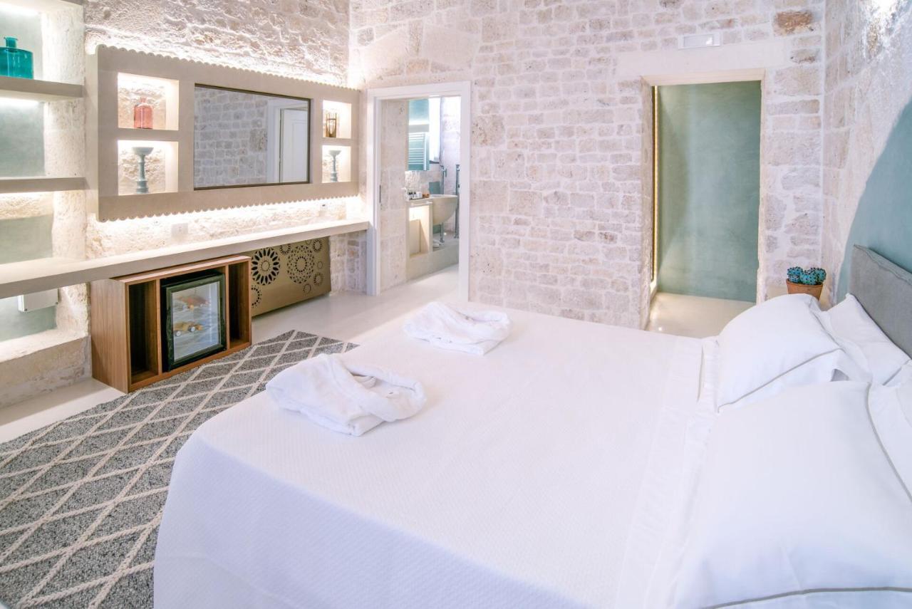 Palazzo Vico Bianco Raro Villas Homes Collection Ostuni Bagian luar foto