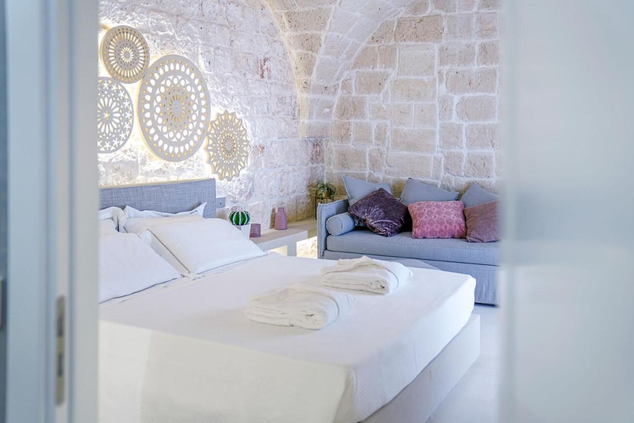 Palazzo Vico Bianco Raro Villas Homes Collection Ostuni Bagian luar foto