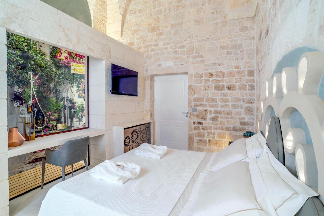 Palazzo Vico Bianco Raro Villas Homes Collection Ostuni Bagian luar foto