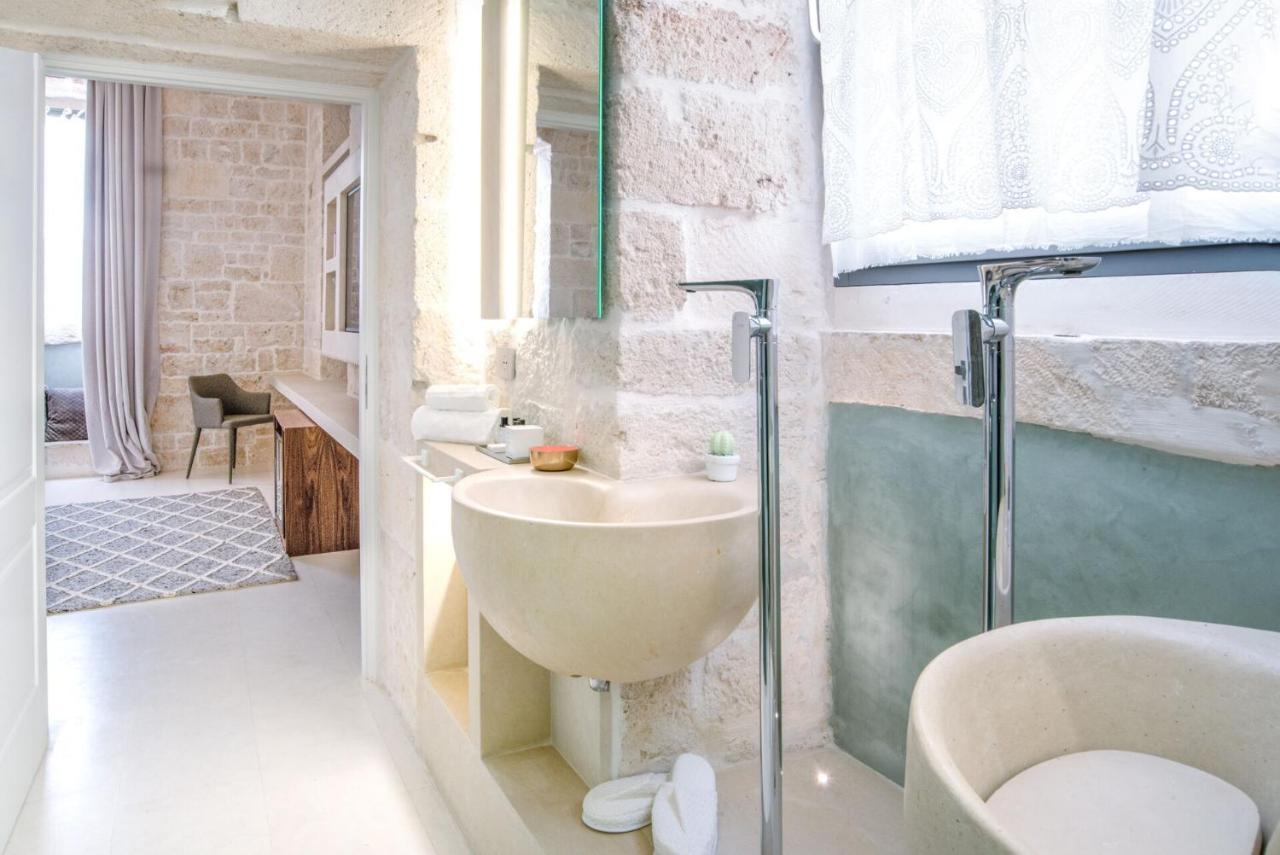 Palazzo Vico Bianco Raro Villas Homes Collection Ostuni Bagian luar foto